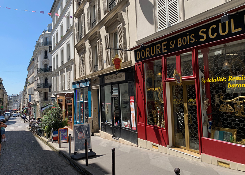Rue des Martyrs - Montmartre